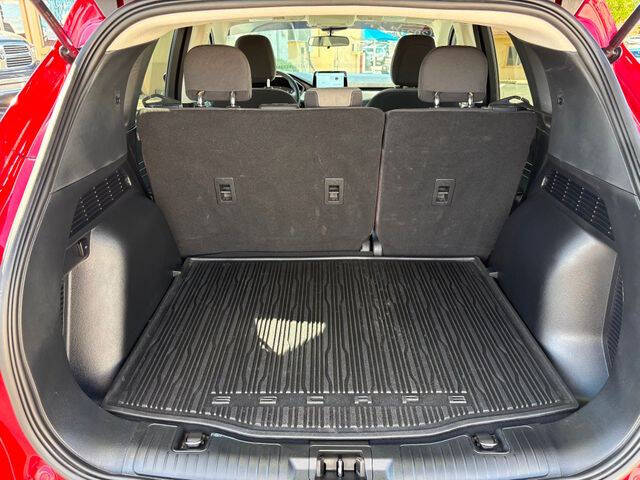 2021 Ford Escape SE