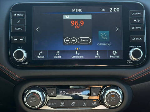 2025 Nissan Versa SR