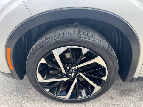 2022 Mitsubishi Outlander ES
