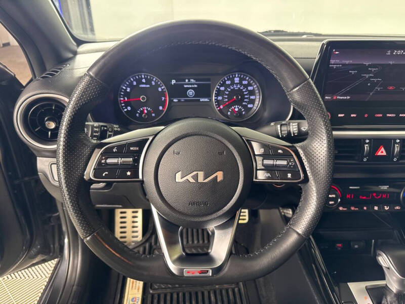 2022 Kia Forte GT Line