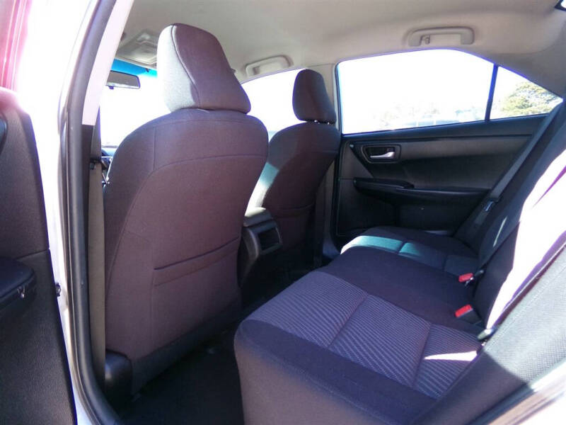 2015 Toyota Camry LE