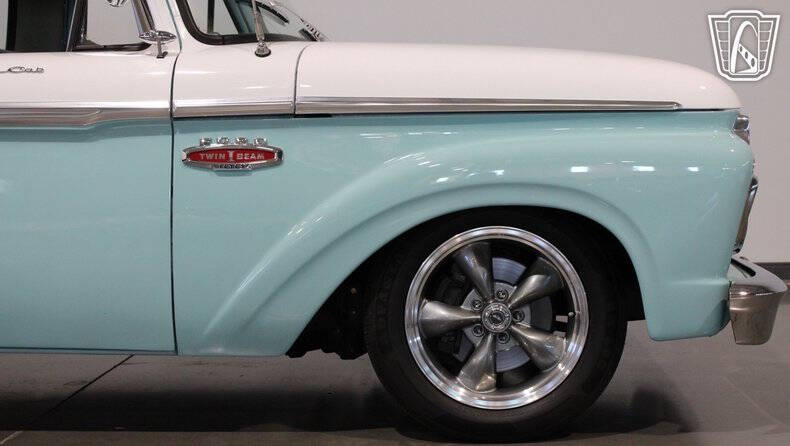 1965 Ford F-100