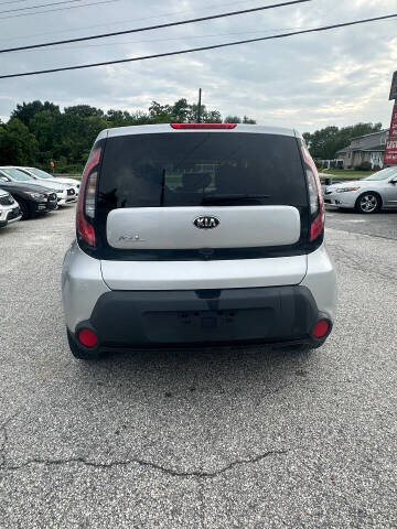 2015 Kia Soul +