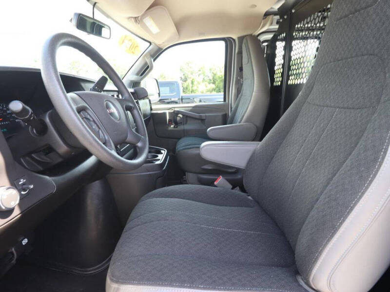 2024 GMC Savana 2500