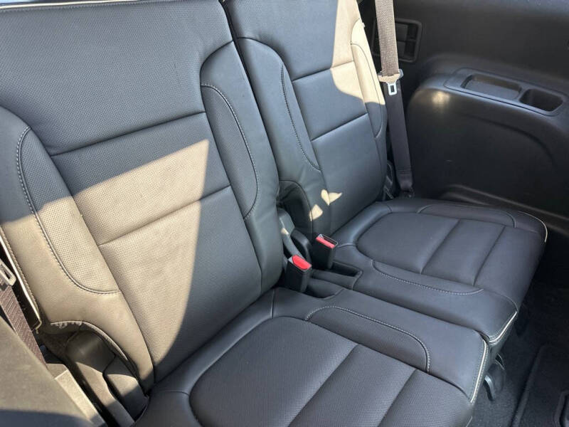 2017 GMC Acadia Denali