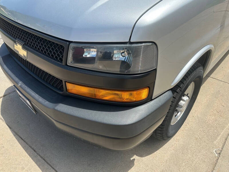 2018 Chevrolet Express LS 3500