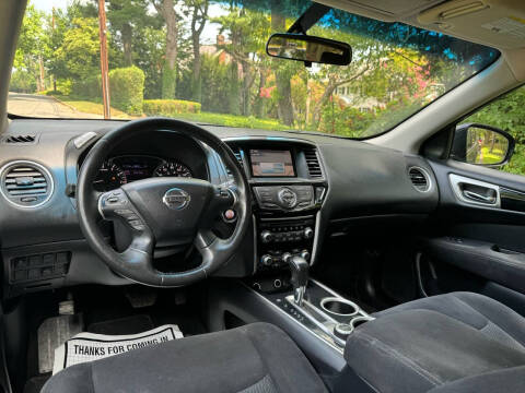 2014 Nissan Pathfinder SV