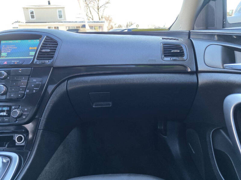 2013 Buick Regal Premium 2