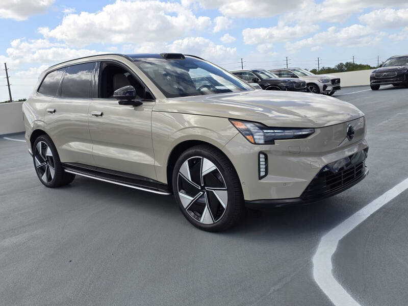 2025 Volvo EX90 Twin Performance Ultra 6P