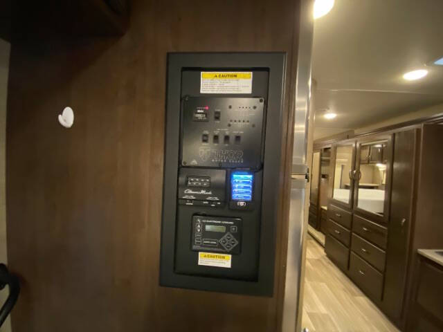 2017 Ford E-Series E-450 SD