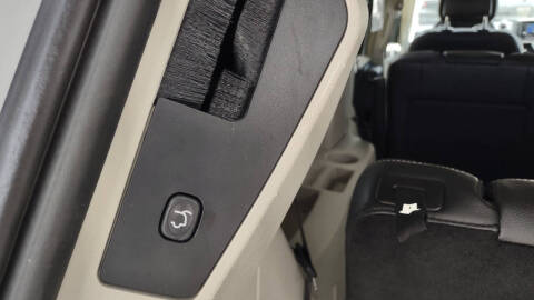 2015 Chrysler Town and Country Touring