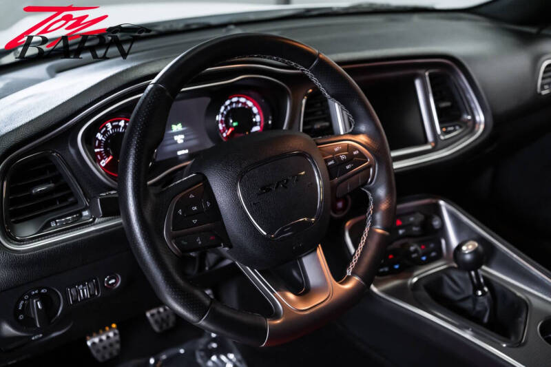 2015 Dodge Challenger SRT Hellcat