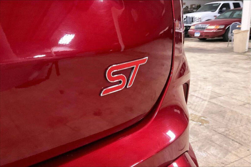 2022 Ford Edge ST