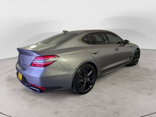 2022 Genesis G70