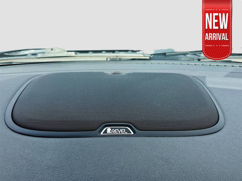 2023 Lincoln Navigator Standard