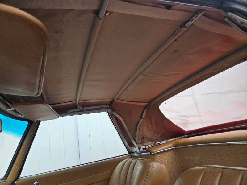 1967 Mercedes-Benz 230SL