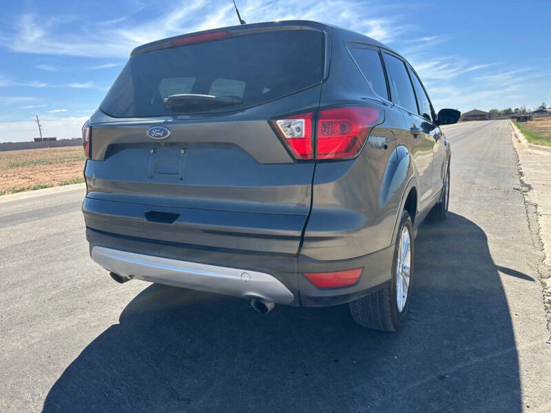 2019 Ford Escape SE