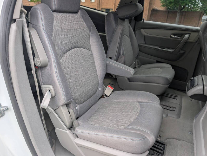 2016 Chevrolet Traverse LT