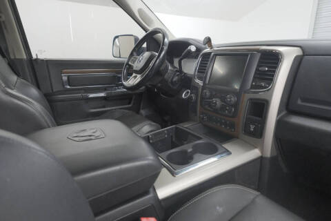 2014 RAM 3500 Laramie