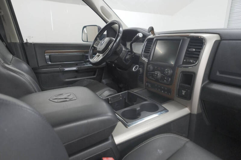 2014 RAM 3500 Laramie