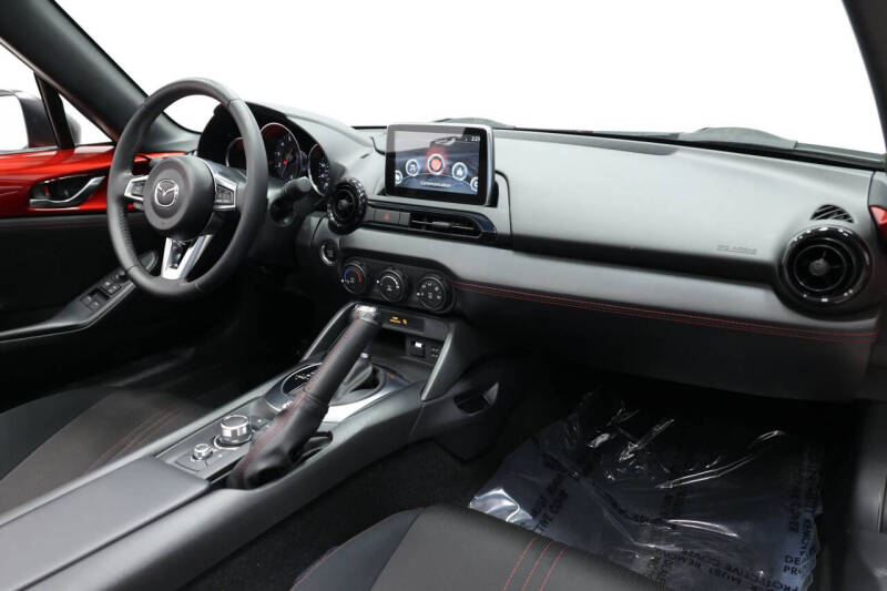 2016 Mazda MX-5 Miata Club