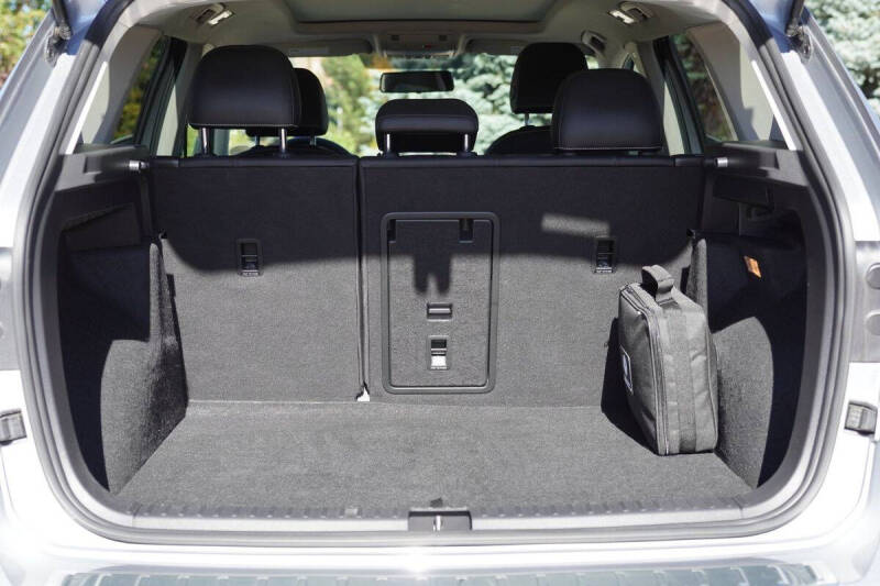 2022 Volkswagen Taos SE 4Motion