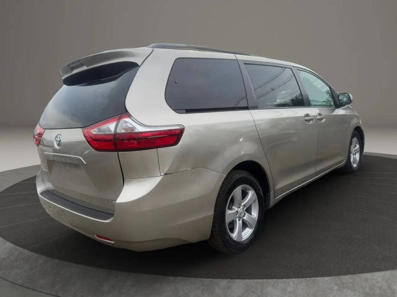 2017 Toyota Sienna
