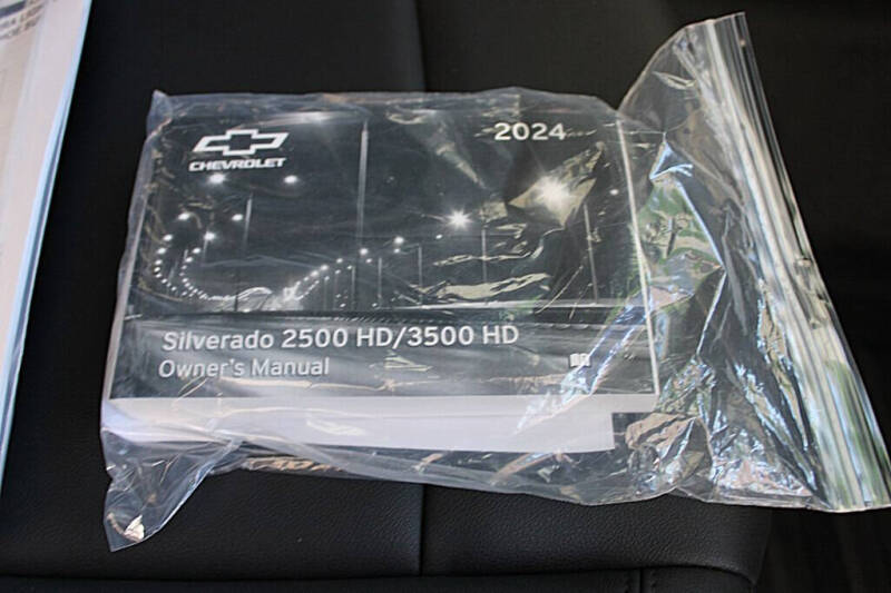 2024 Chevrolet Silverado 3500HD CC