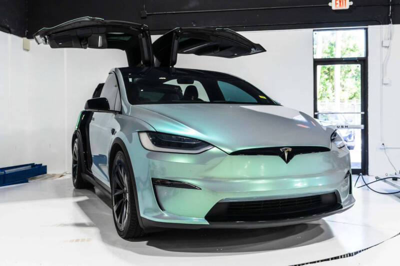 2023 Tesla Model X Standard Range
