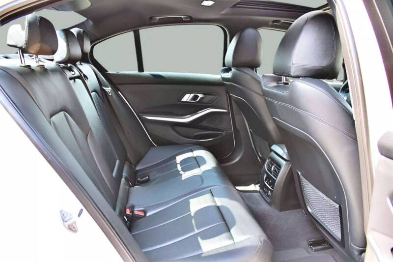 2020 BMW 3 Series 330i