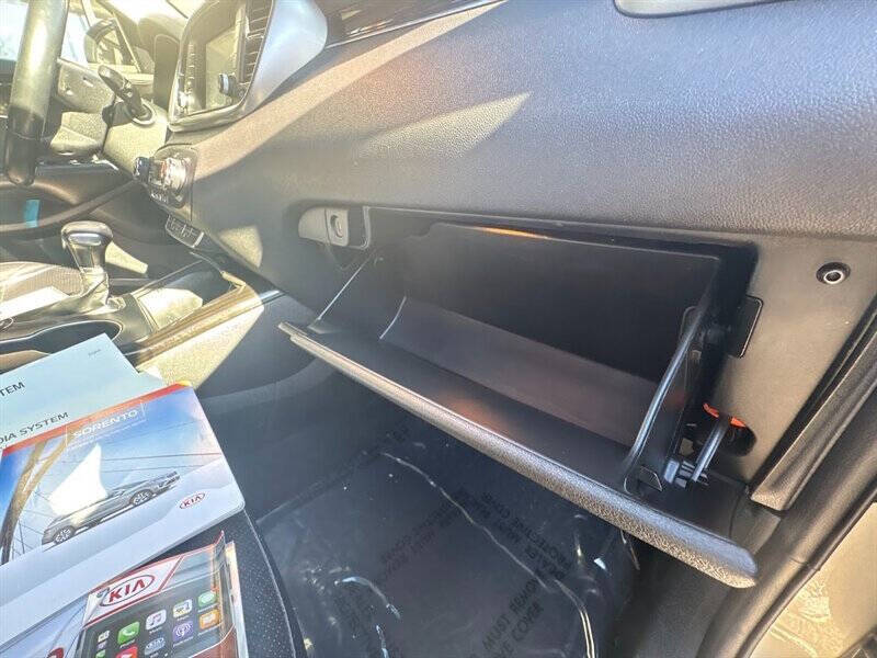 2019 Kia Sorento EX V6