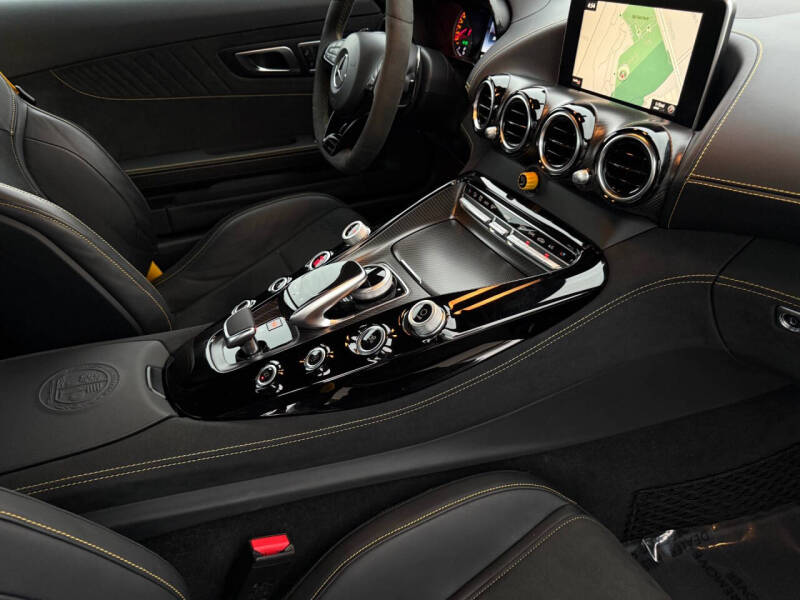 2018 Mercedes-Benz AMG GT R