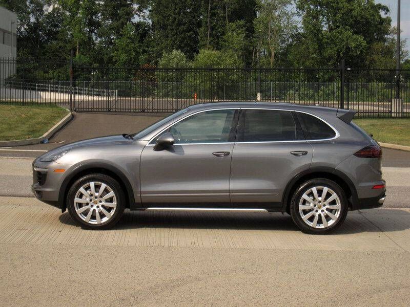 2018 Porsche Cayenne S