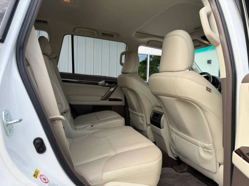 2017 Lexus GX 460