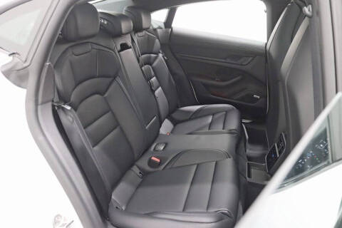 2024 Porsche Taycan 4S