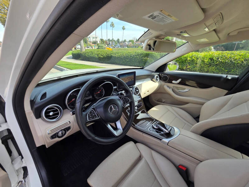 2016 Mercedes-Benz C-Class