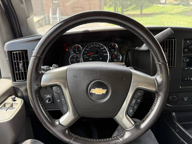 2019 Chevrolet Express 2500