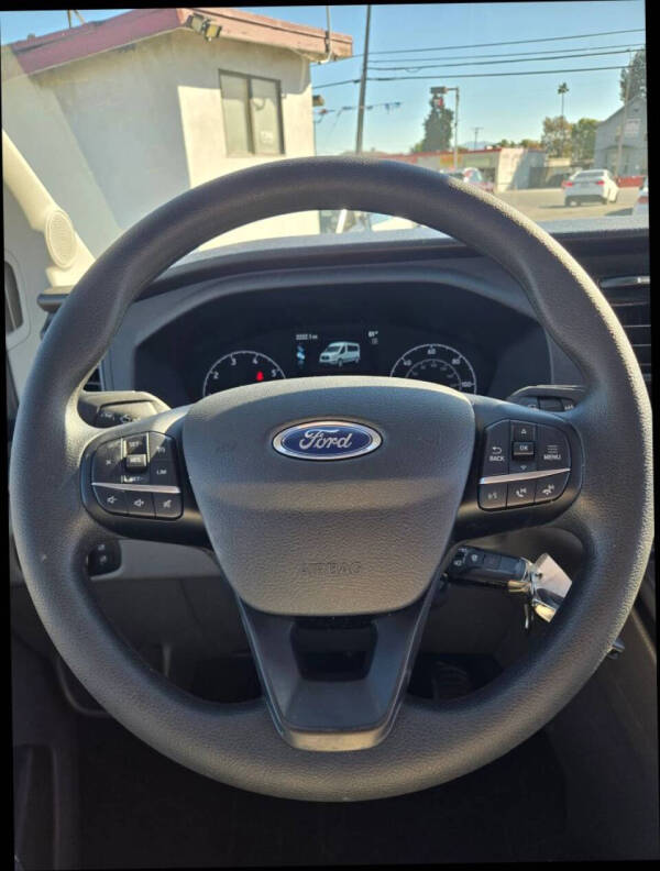 2024 Ford Transit 350 XLT