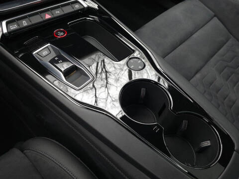 2022 Audi e-tron GT quattro Premium Plus