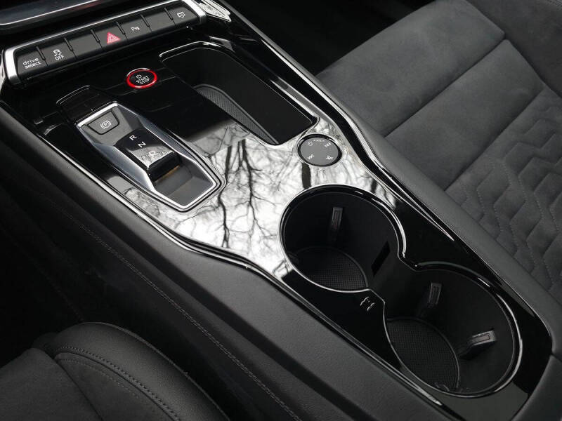 2022 Audi e-tron GT quattro Premium Plus