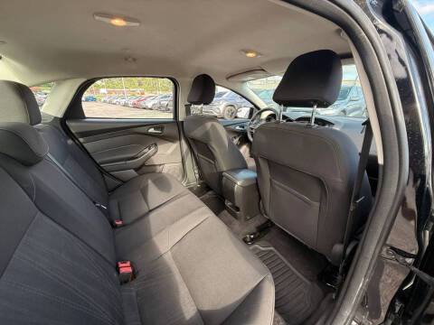2017 Ford Focus SE