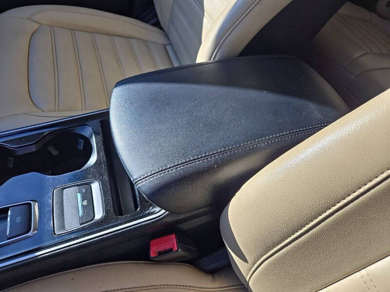 2019 Ford Edge SEL