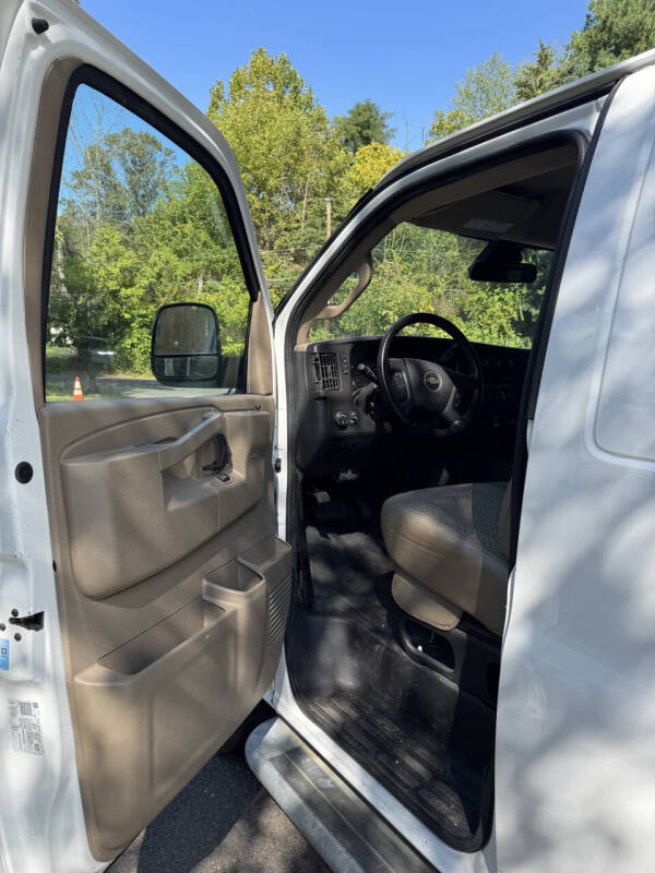 2021 Chevrolet Express 2500