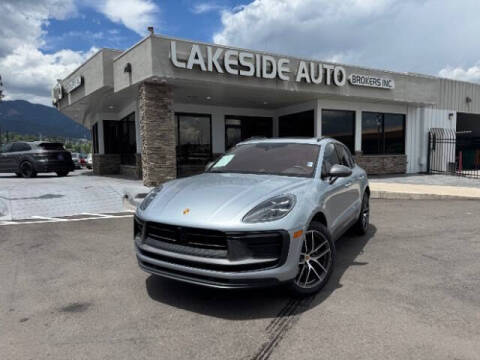2024 Porsche Macan T