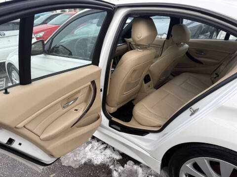 2013 BMW 3 Series 328i