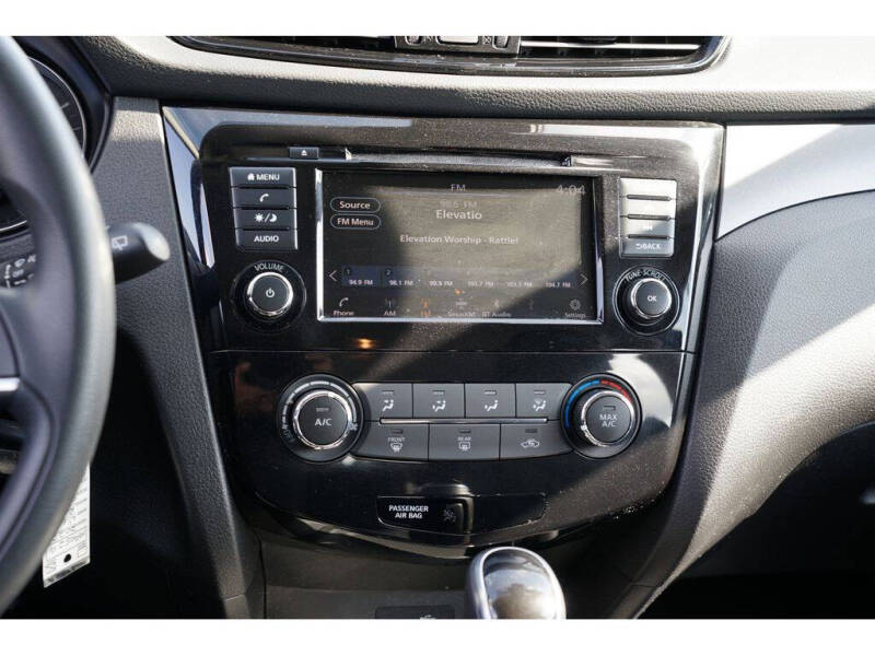 2022 Nissan Rogue Sport S