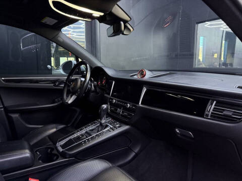 2021 Porsche Macan S