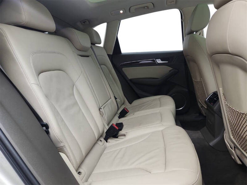 2017 Audi Q5 2.0T quattro Premium Plus