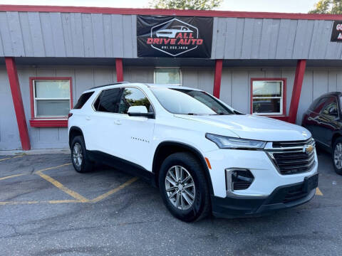 2023 Chevrolet Traverse LT