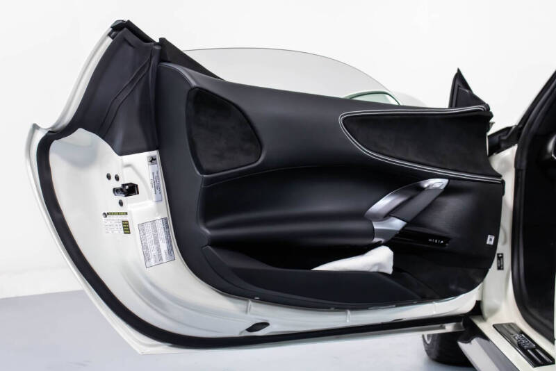 2024 Ferrari SF90 Spider